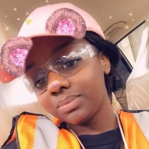 Meet your Posher, Lashaii